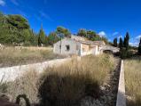 Nice villa with pool to reform