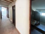 Nice villa with pool to reform