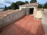 Nice villa with pool to reform