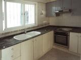 3 bedroom apartment 50m to the beach