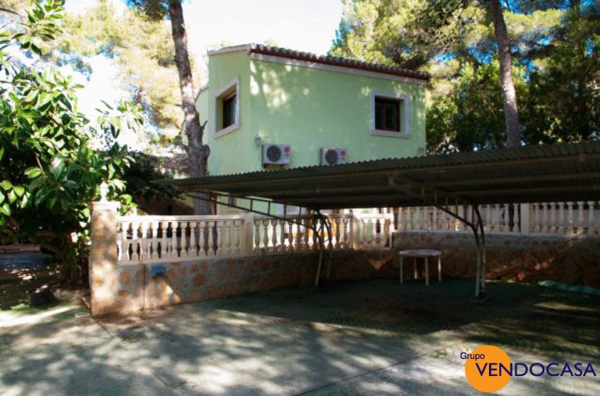 Special Unique finca - good Investment - 5 houses