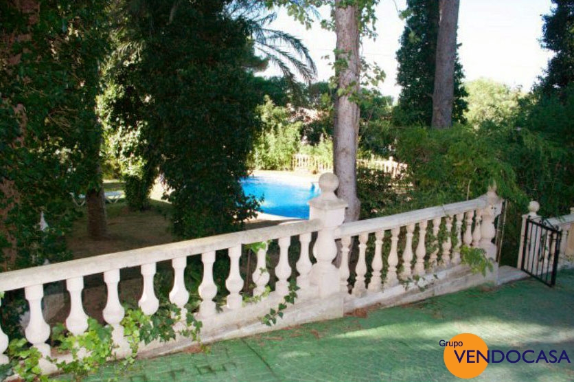 Special Unique finca - good Investment - 5 houses