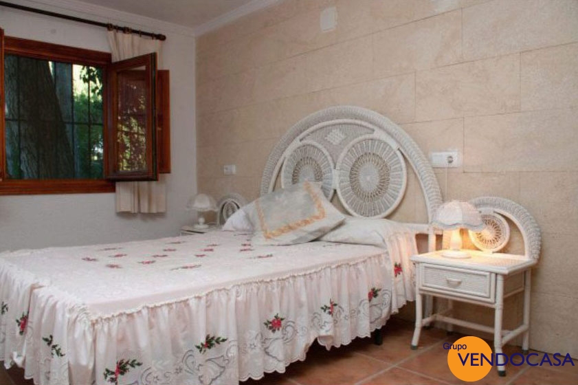 Special Unique finca - good Investment - 5 houses